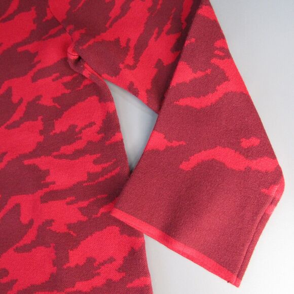 Chico's Red Camo Sweater Women's Size 1 Camouflage M 8 Medium Classic Knit - Picture 3 of 9